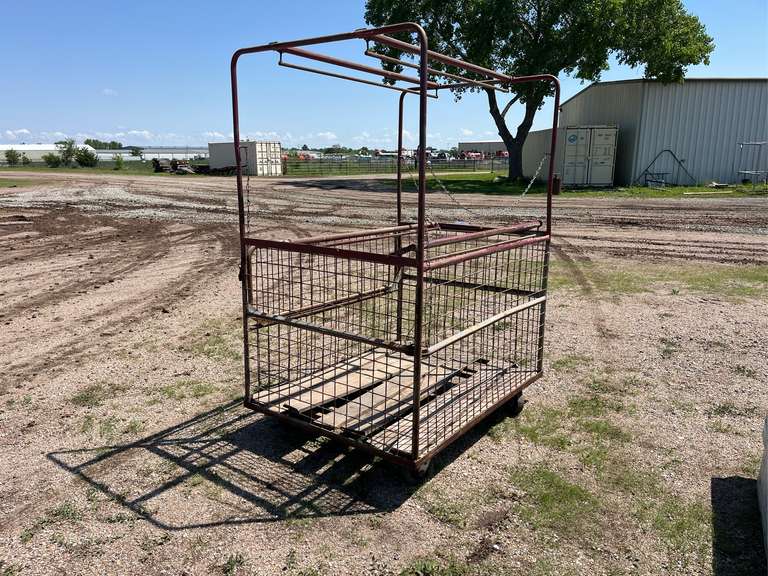 Wheeled Cage
