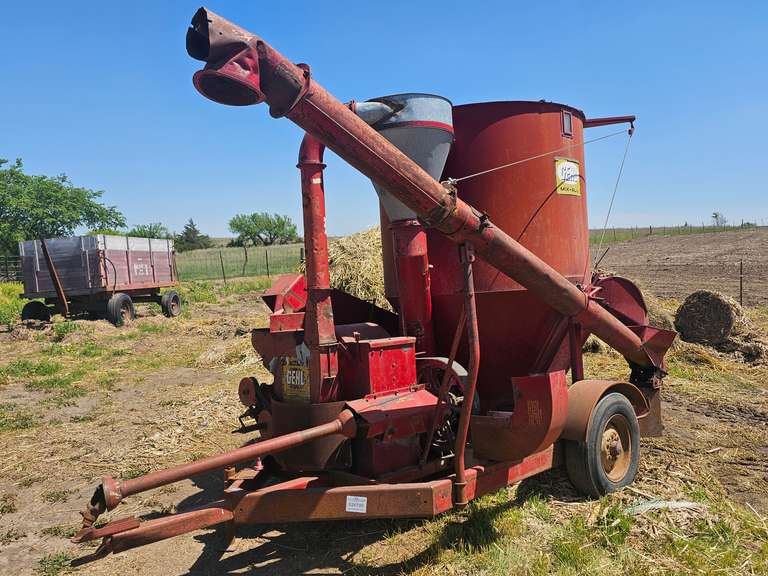 Gehl Grinder-Mixer