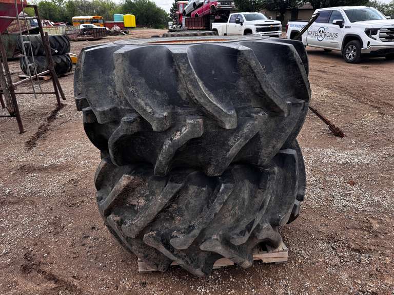(2) 28L-26 Goodyear Tires on Rims