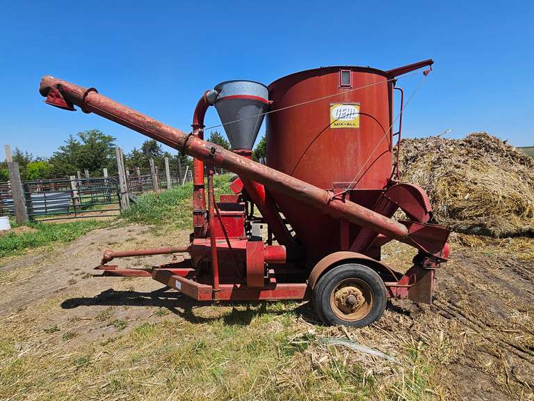 Gehl Grinder-Mixer