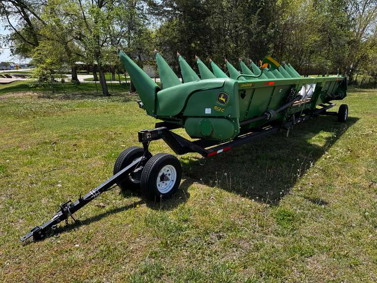 John Deere 612C Corn Header