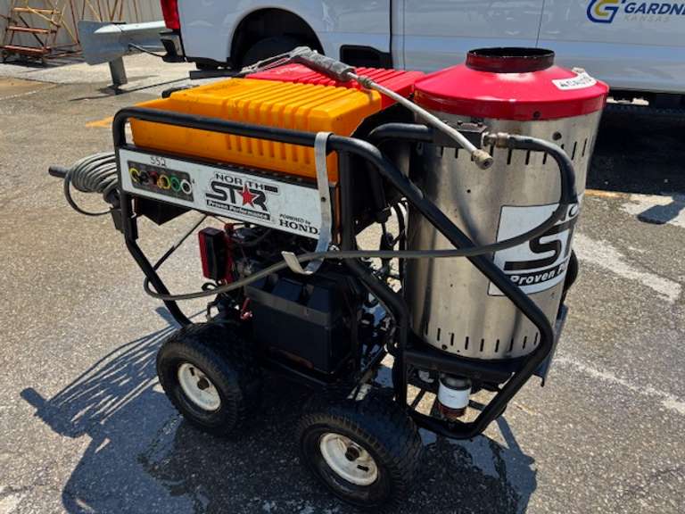 North Star Hotsy Power Washer