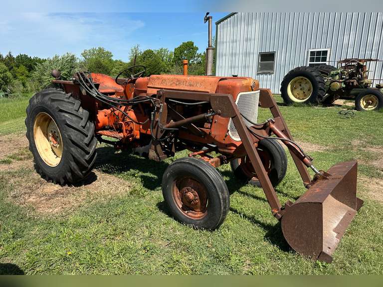 Allis-Chalmers D14 Tractor