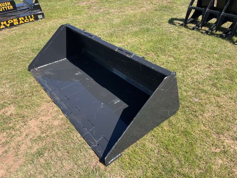 80" Smooth Bucket Attachment