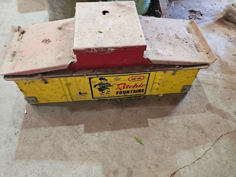 Ritchie Fountains CD-50 Pig Waterer