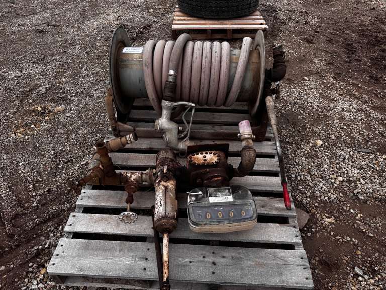 Brodie Fuel Pump w/Hose Reel