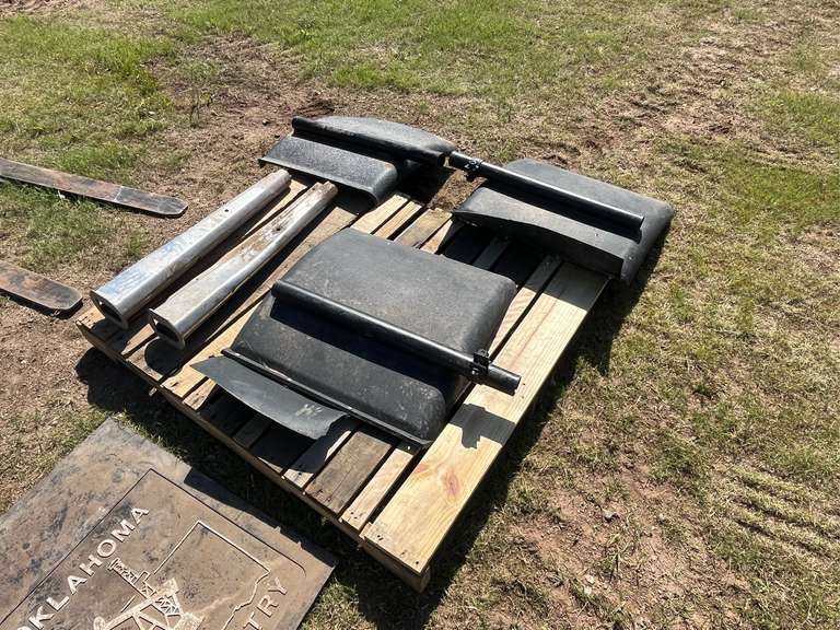 Truck Fenders and Mud Flaps