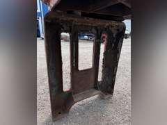 40" x 29" x 32" Steel Work Table
