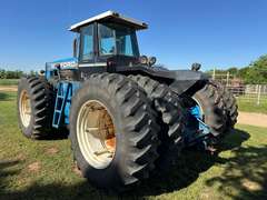 1990 Versatile 946 Tractor