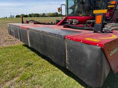 2022 CASE WD 2105 Swather/RD165 Rotary Disc Header