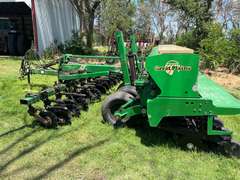 15' Great Plains Solid Stand 1500 No-Till Drill