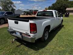 2011 GMC Sierra Pickup Truck