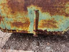 8' x 8' x 5.5' Feeder Wagon