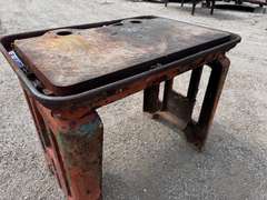 40" x 29" x 32" Steel Work Table