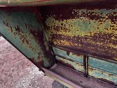 8' x 8' x 5.5' Feeder Wagon