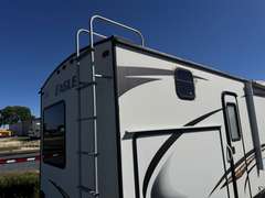 2013 Jayco Eagle Travel Trailer w/ Supplies