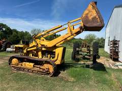 2010C Series Industrial John Deere 820 Crawler Loader