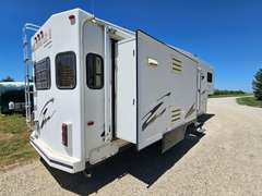 32' 2000 Nu-Wa HitchHiker II Fifth Wheel Camper