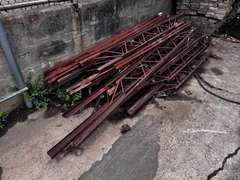 Approximately (20) 10' x 10" Trusses