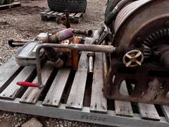 Brodie Fuel Pump w/Hose Reel