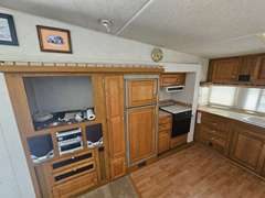 32' 2000 Nu-Wa HitchHiker II Fifth Wheel Camper