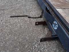 12' x 4' Man Lift