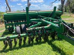15' Great Plains Solid Stand 1500 No-Till Drill