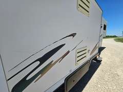 32' 2000 Nu-Wa HitchHiker II Fifth Wheel Camper