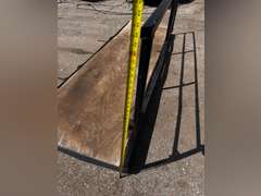 12' x 4' Man Lift