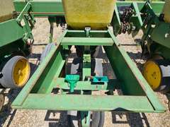 John Deere 7000 Series 4-Row Planter
