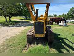 2010C Series Industrial John Deere 820 Crawler Loader