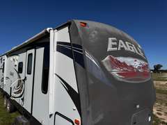 2013 Jayco Eagle Travel Trailer w/ Supplies