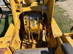 2010C Series Industrial John Deere 820 Crawler Loader
