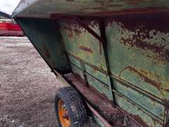 8' x 8' x 5.5' Feeder Wagon