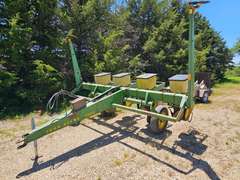 John Deere 7000 Series 4-Row Planter
