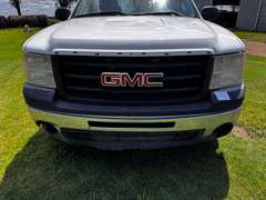 2011 GMC Sierra Pickup Truck