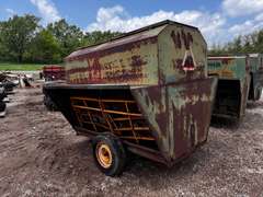 8' x 8' x 6' Feeder Wagon