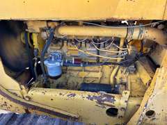 2010C Series Industrial John Deere 820 Crawler Loader