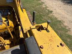2010C Series Industrial John Deere 820 Crawler Loader
