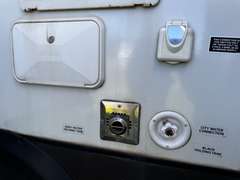 2013 Jayco Eagle Travel Trailer w/ Supplies