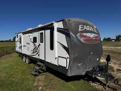 2013 Jayco Eagle Travel Trailer w/ Supplies