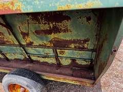 8' x 8' x 5.5' Feeder Wagon