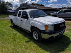 2011 GMC Sierra Pickup Truck