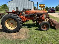 Allis-Chalmers D14 Tractor