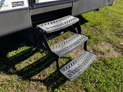 2013 Jayco Eagle Travel Trailer w/ Supplies