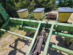 John Deere 7000 Series 4-Row Planter