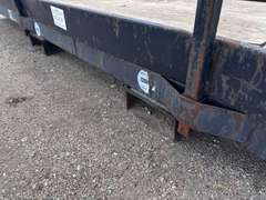12' x 4' Man Lift
