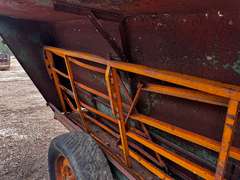 8' x 8' x 6' Feeder Wagon