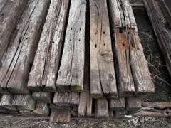 (40) Railroad Ties