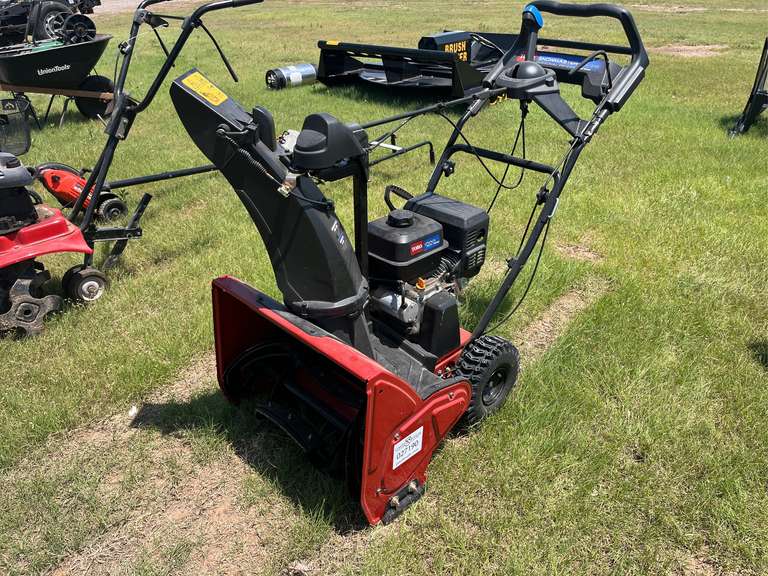 Toro 724 QXE Snowblower